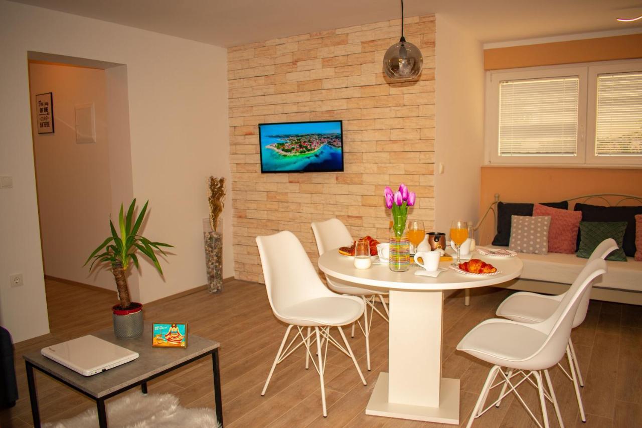 Apartments Senka Zaboric Ngoại thất bức ảnh